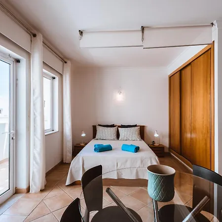 Quintavelha Pool Privategarage&balcony Flat 120 아파트 Conceição